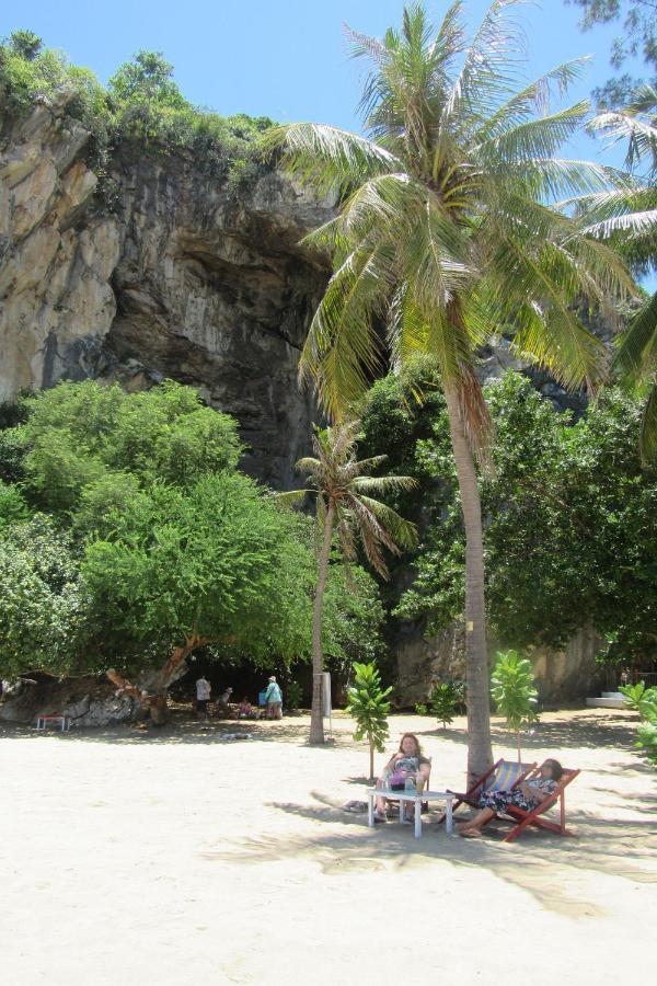 The Sunrise Beach Cafe And Guesthouse Ban Tha Khoi Exteriör bild