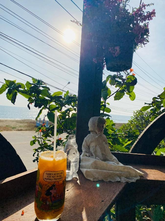 The Sunrise Beach Cafe And Guesthouse Ban Tha Khoi Exteriör bild